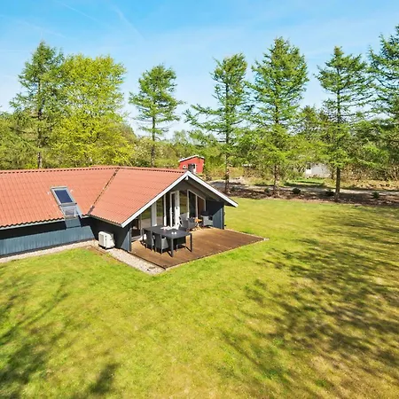 Holiday home Gorgeous In With Sauna *